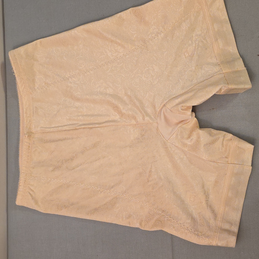 Hanes High Waist Leg Shapewear Girdle Beige Size XL - Picture 6 of 9